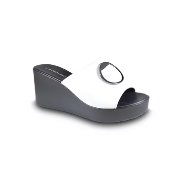 Elegantné módne šľapky s ozdobou biele Elegantné módne šľapky s ozdobou biele